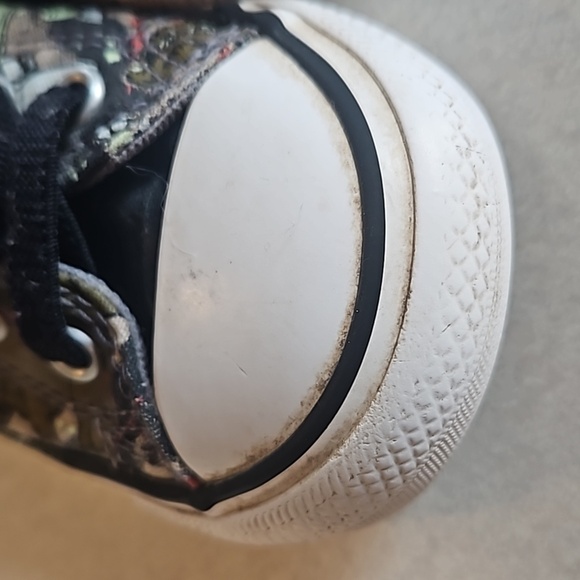 Dinosaur baby Converse Sneakers - Picture 4 of 10